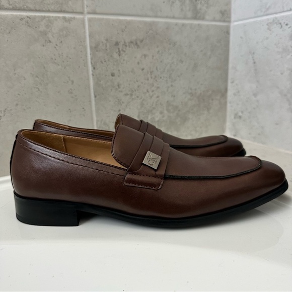 Calvin Klein Brown Men\'s Loafers Size 9